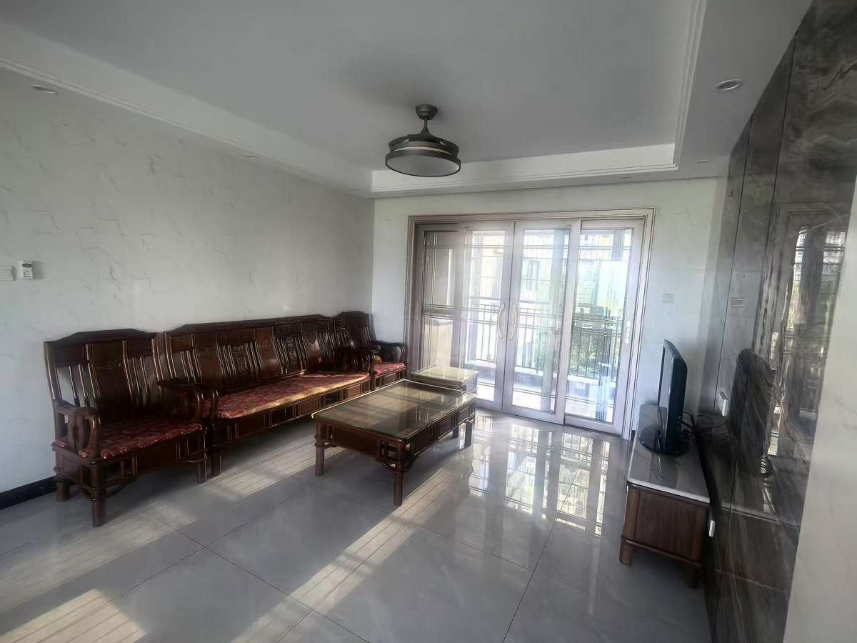 金山湖片区四+1房-惠州中信凯旋城六期二手房