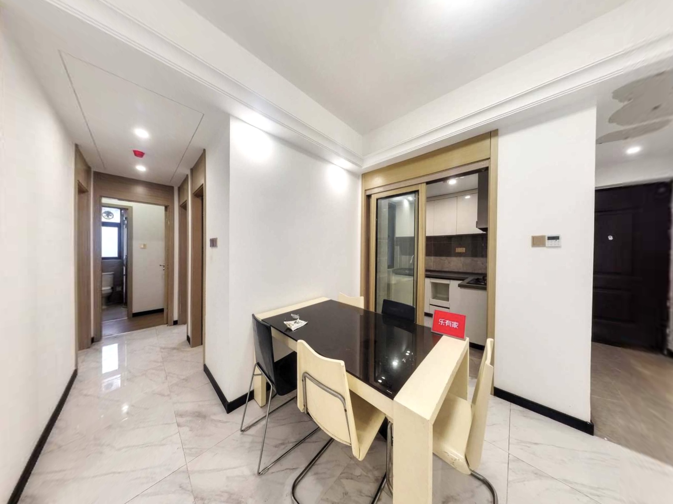 开发区金色年华花园地段好诚心出售