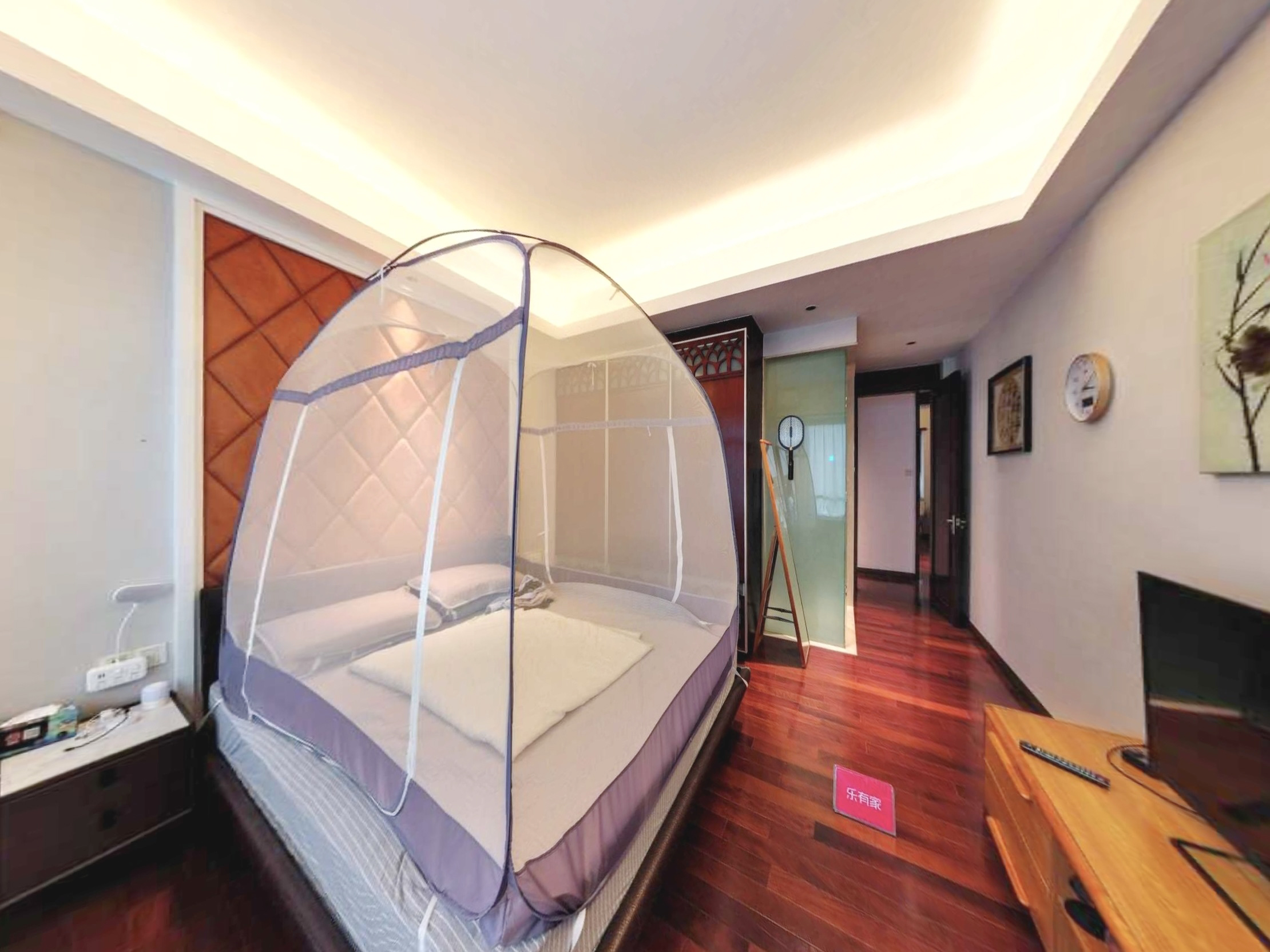 东区汇星台4室2厅，双阳台采光好，70年产权，近大型商圈