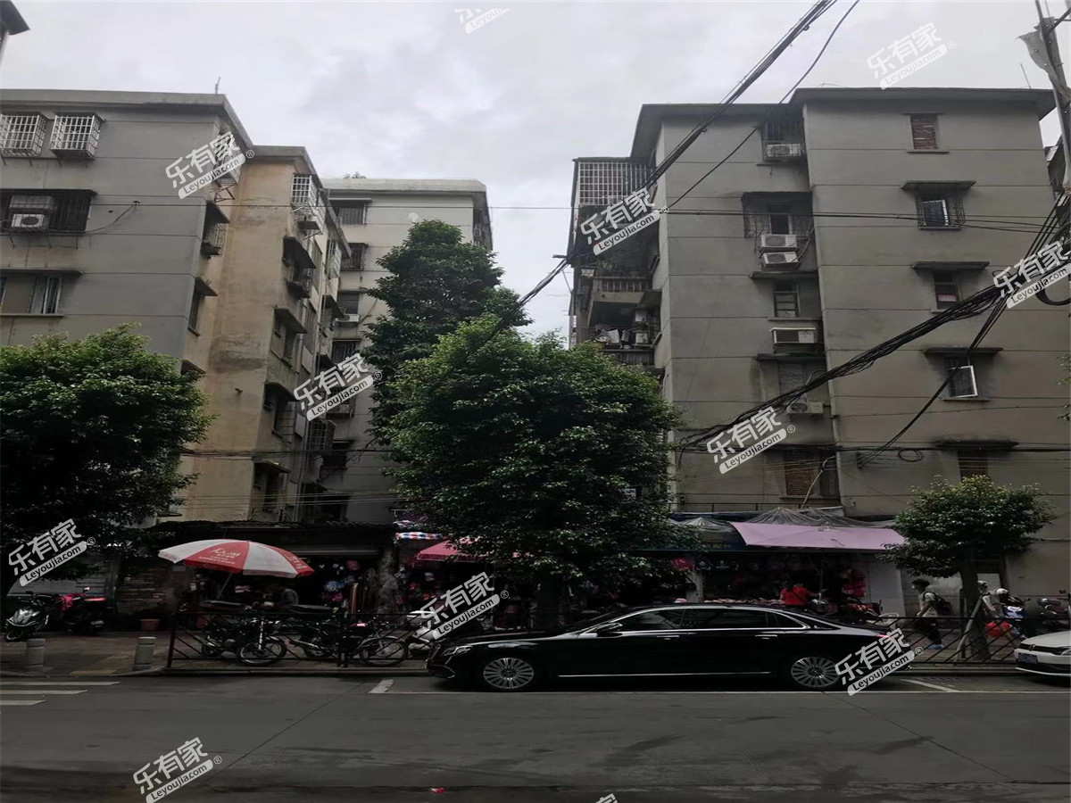 朝阳街小区实景图