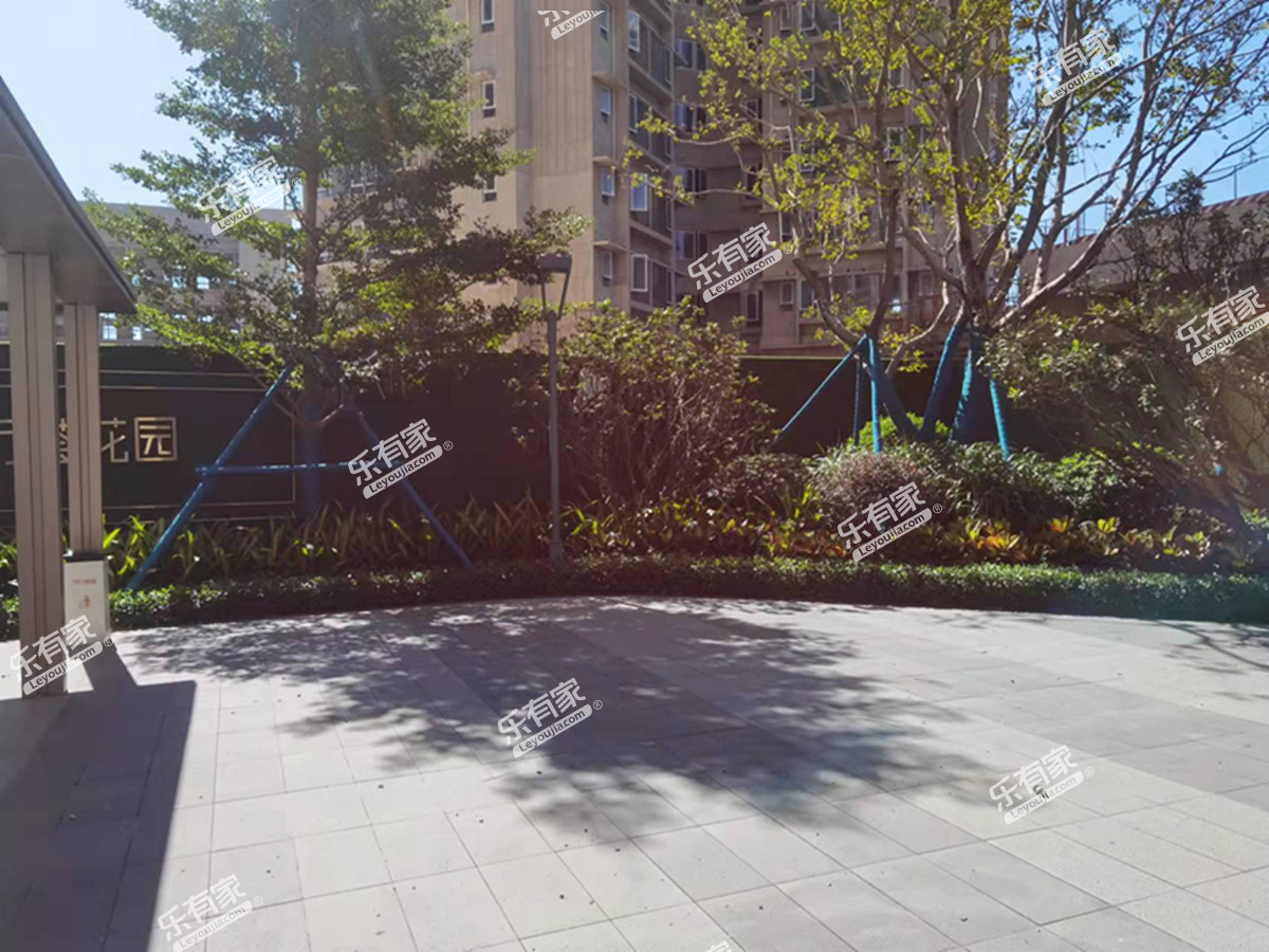 万荟花园商住项目实景图8