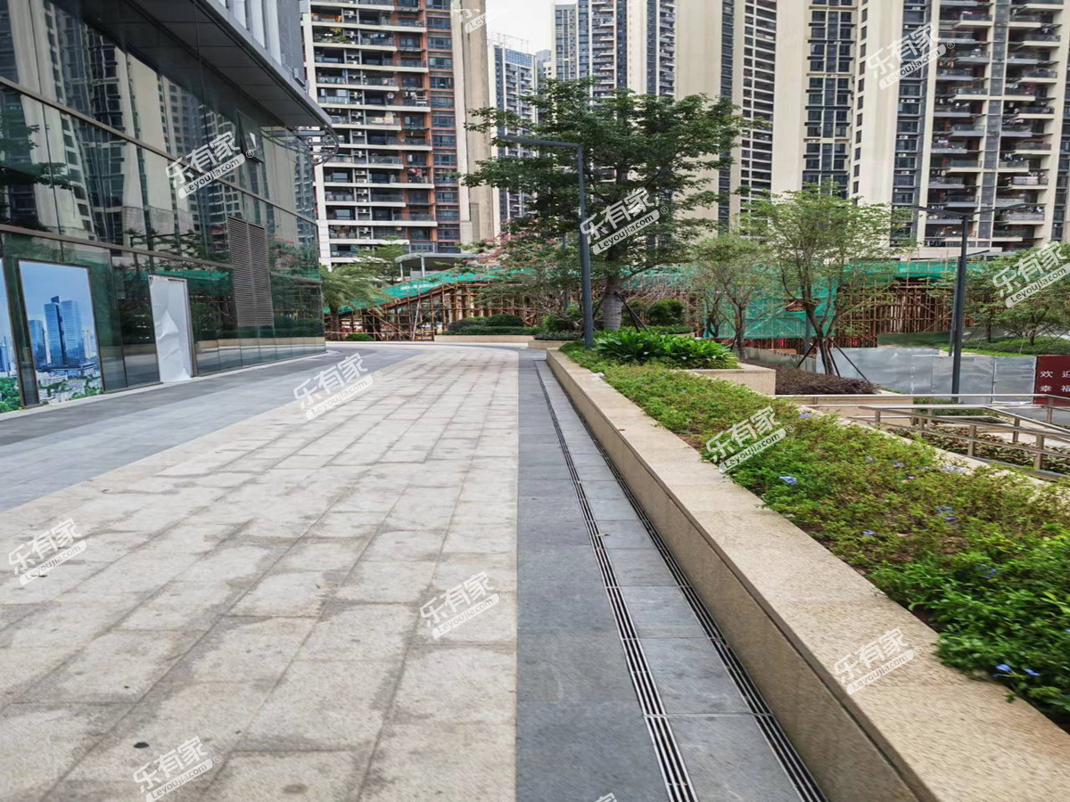 佳兆业城市广场六期实景图
