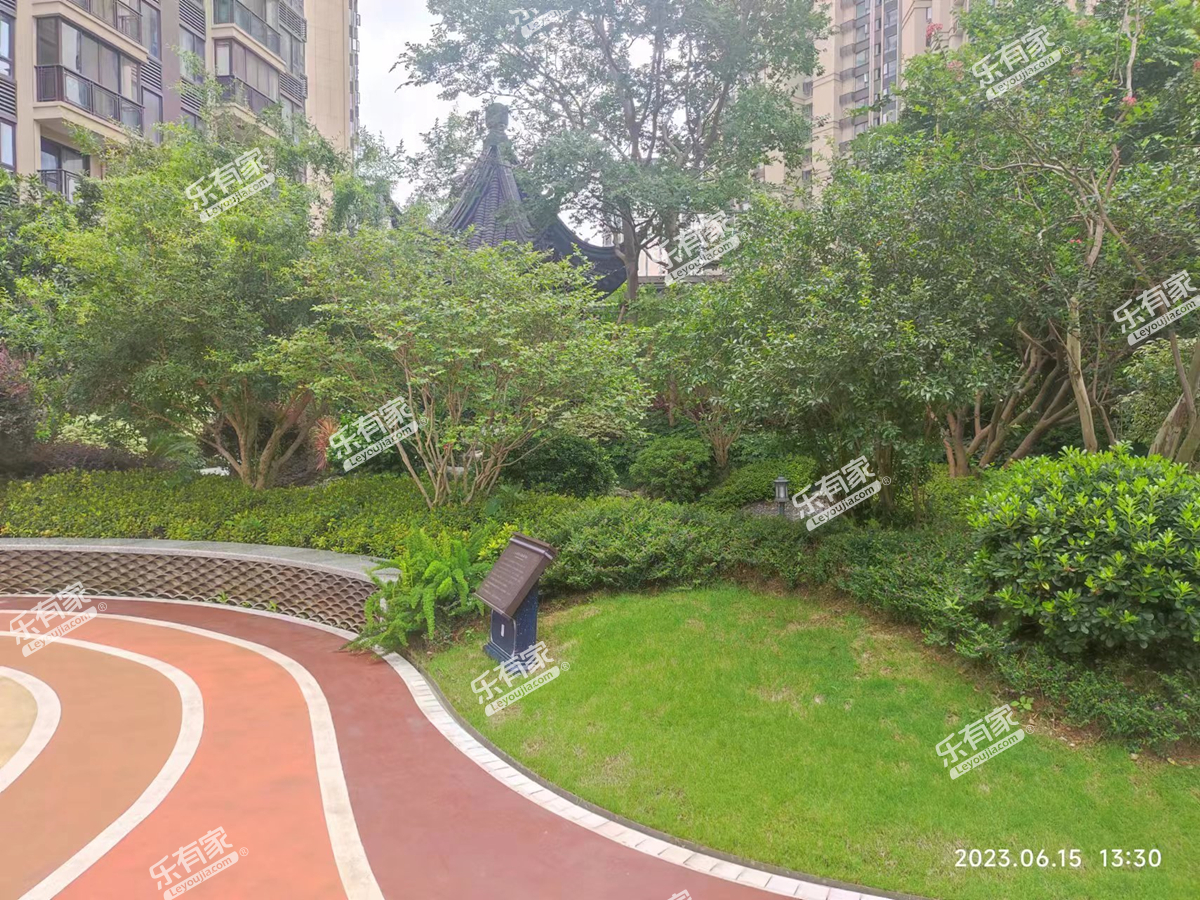 建发悦玺花园实景图6