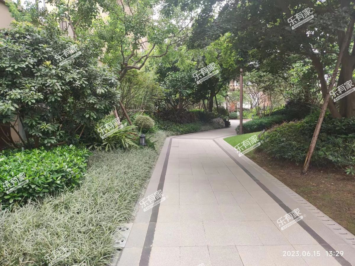 建发悦玺花园实景图17