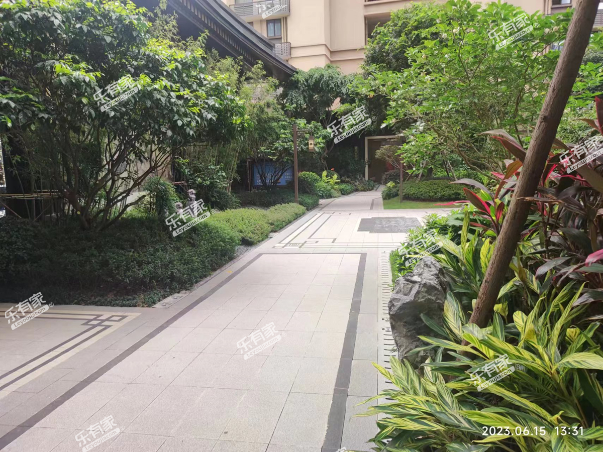 建发悦玺花园实景图2