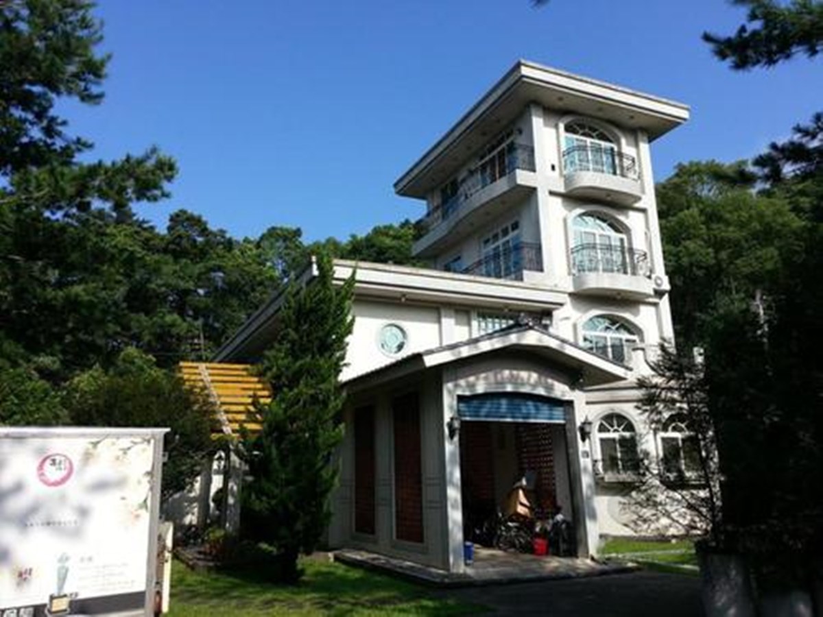 成龙山庄