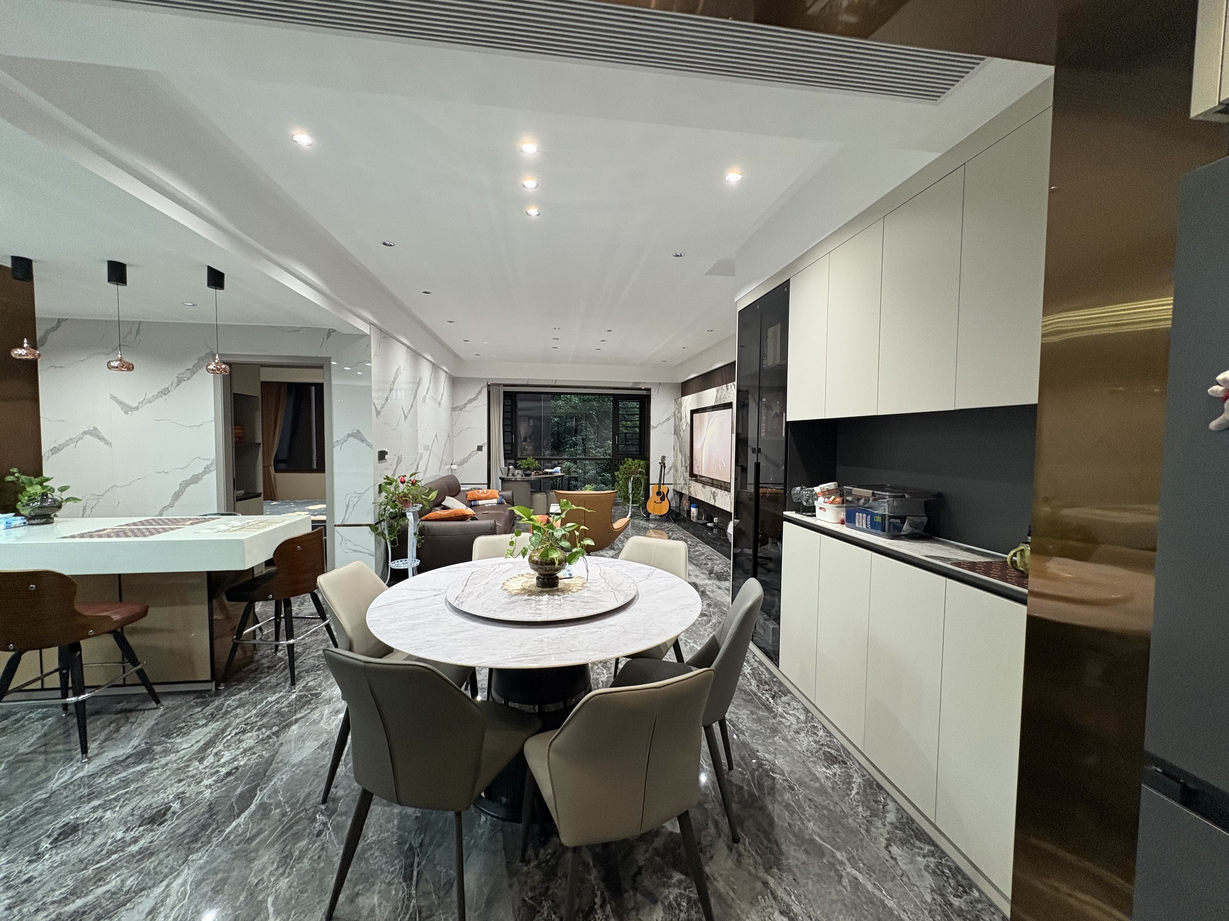 鑫源名筑花园二期 5房2厅2卫 136㎡