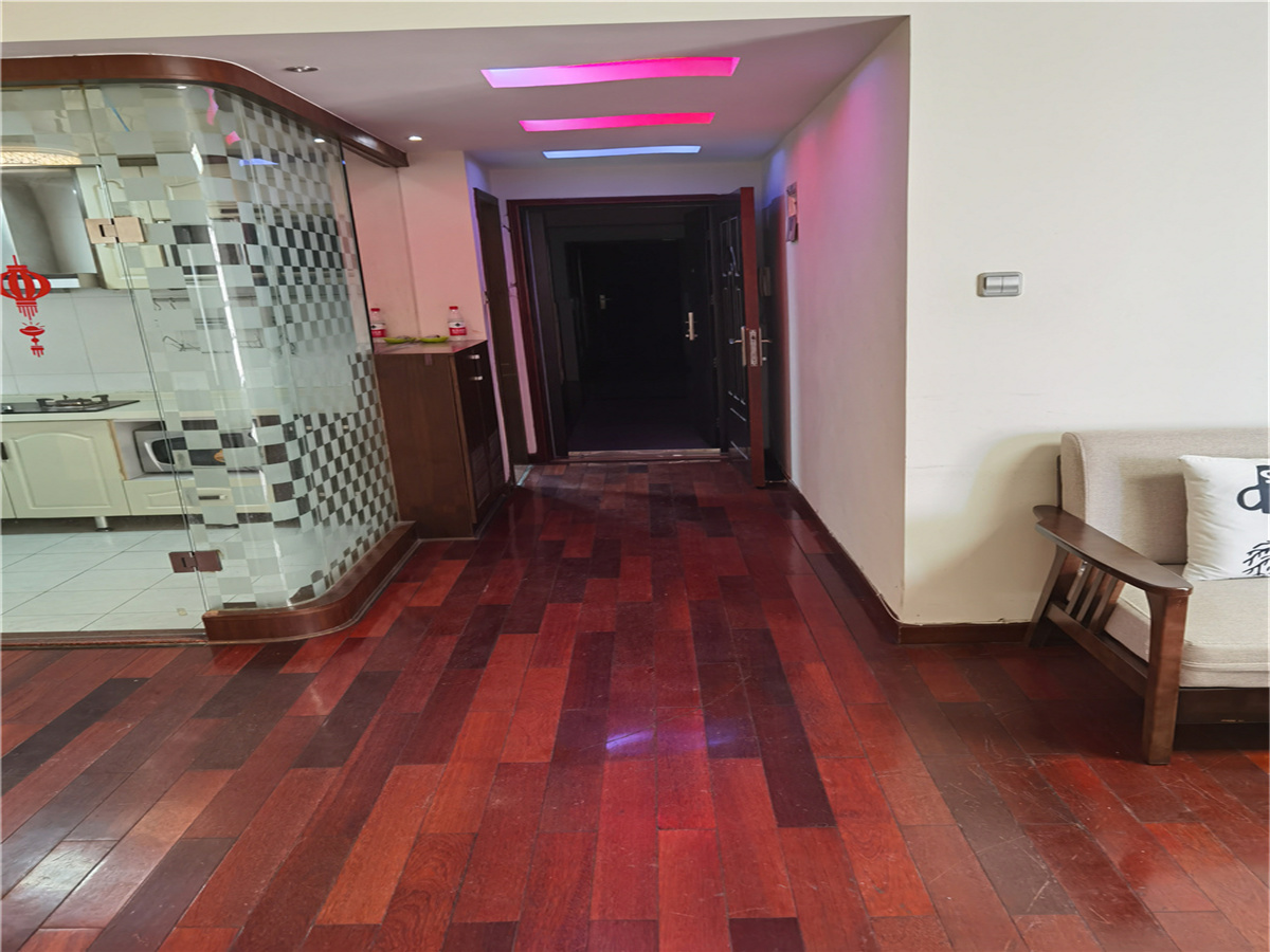 青春家园 3房2厅1卫 94.43㎡