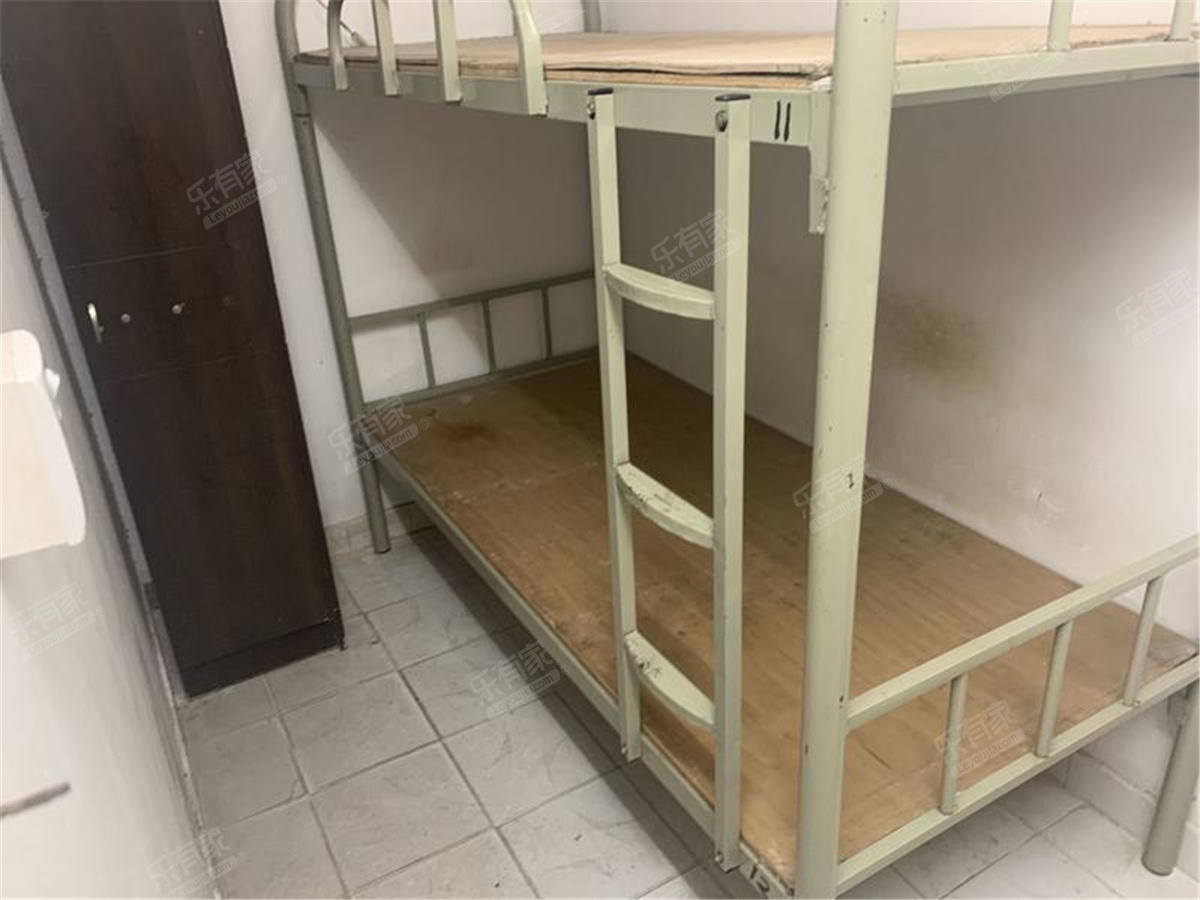 龙滨花园 1房0厅1卫 15㎡