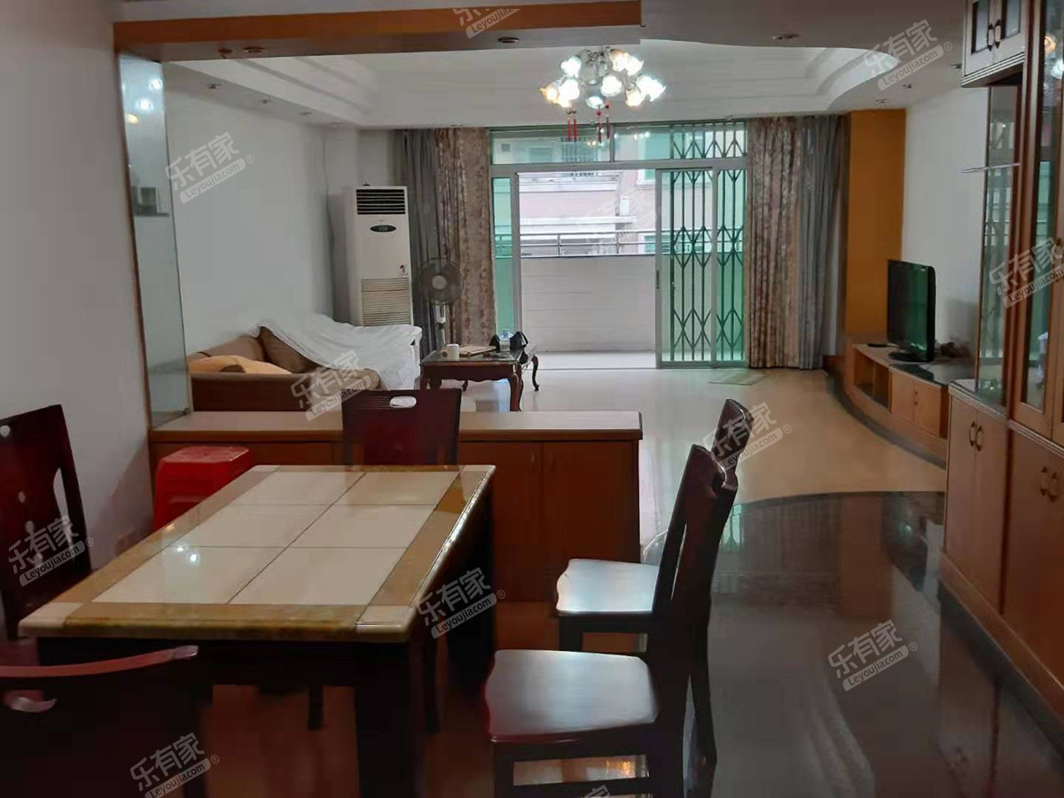 东区南辉花园大户型单位诚意出售