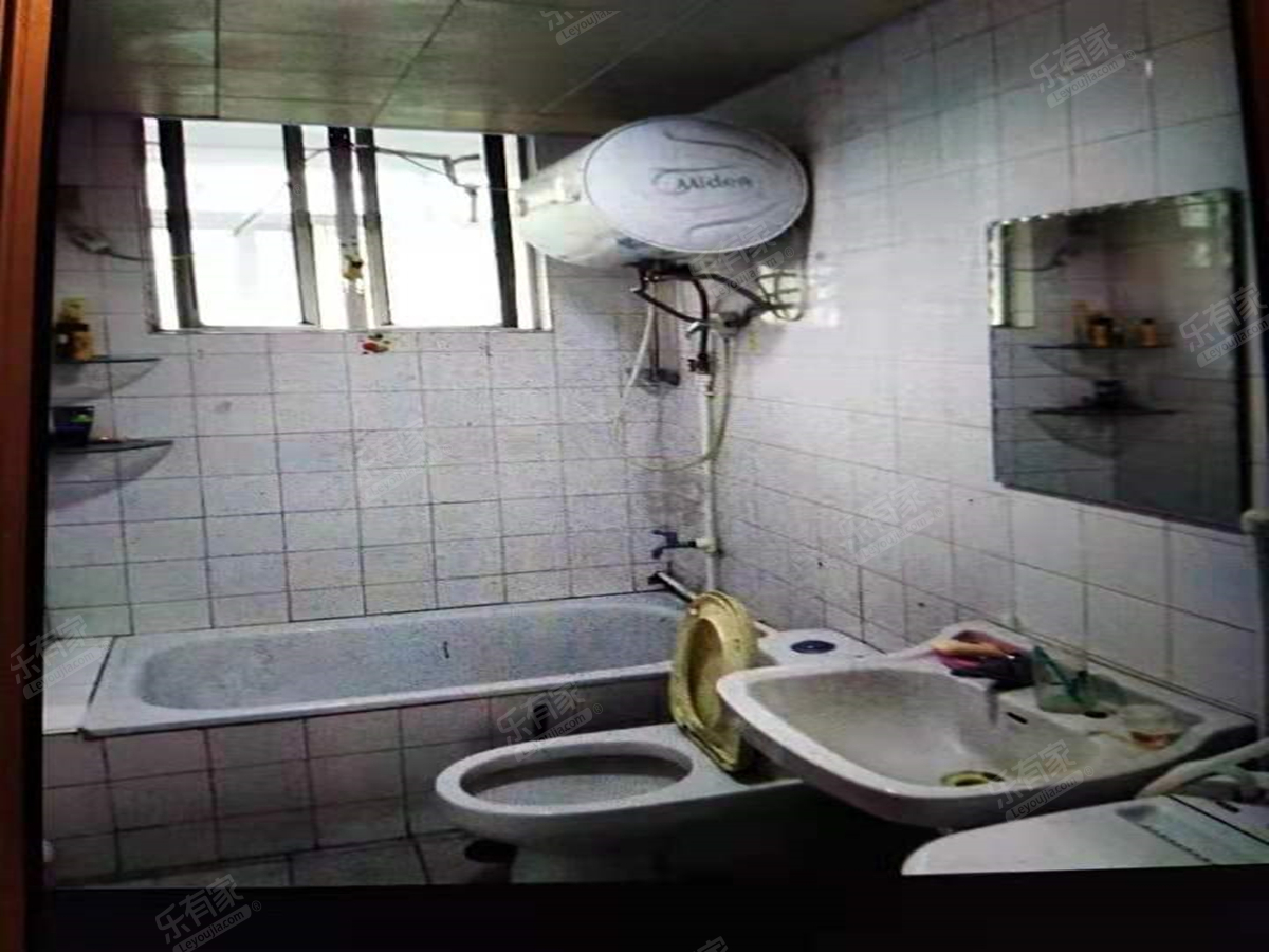 中康生活区厕所-1