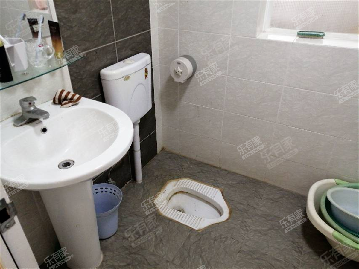 金宝创业家园厕所-1