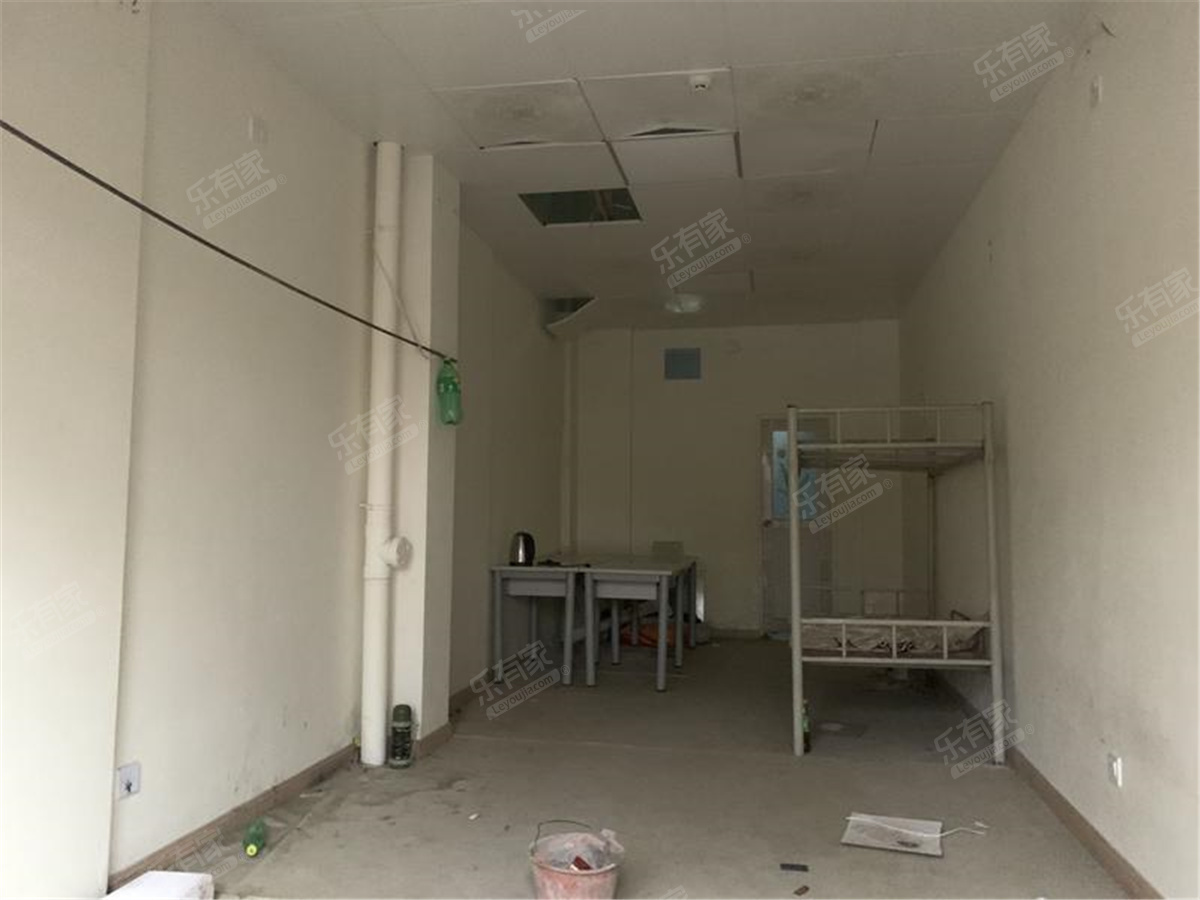 16号线新和站楼上，精装2房诚心出售