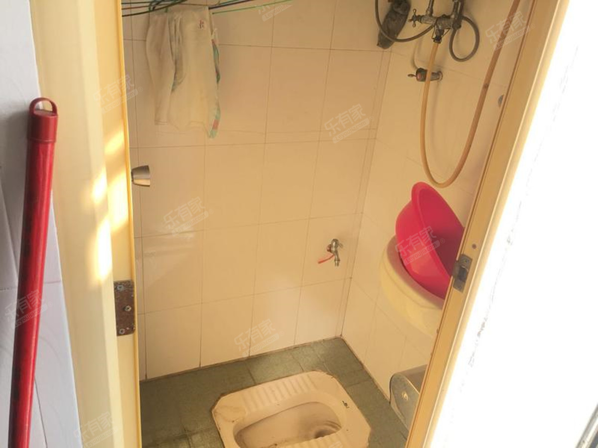 蓬莱新村厕所-1