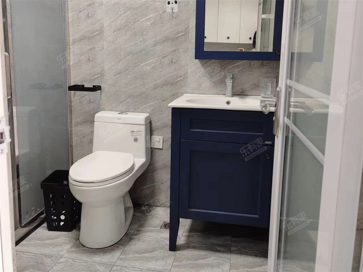 雄峰南商业中心厕所-1
