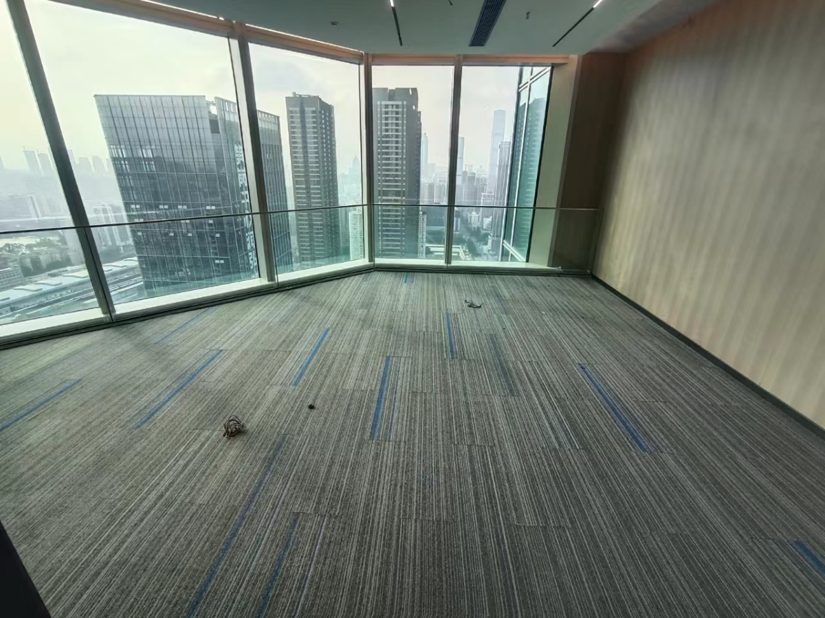 宝能中心 写字楼 498㎡