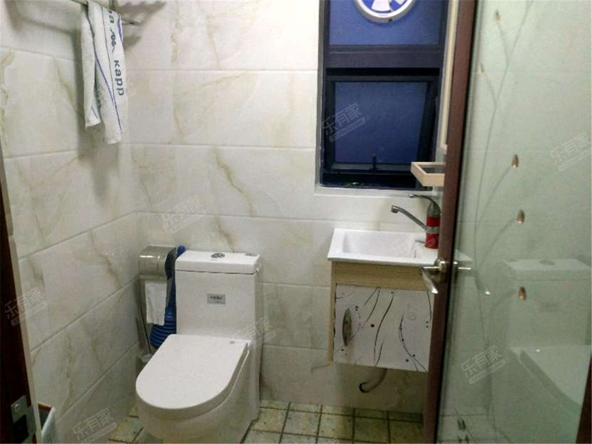 德雅湾阳光海厕所-1