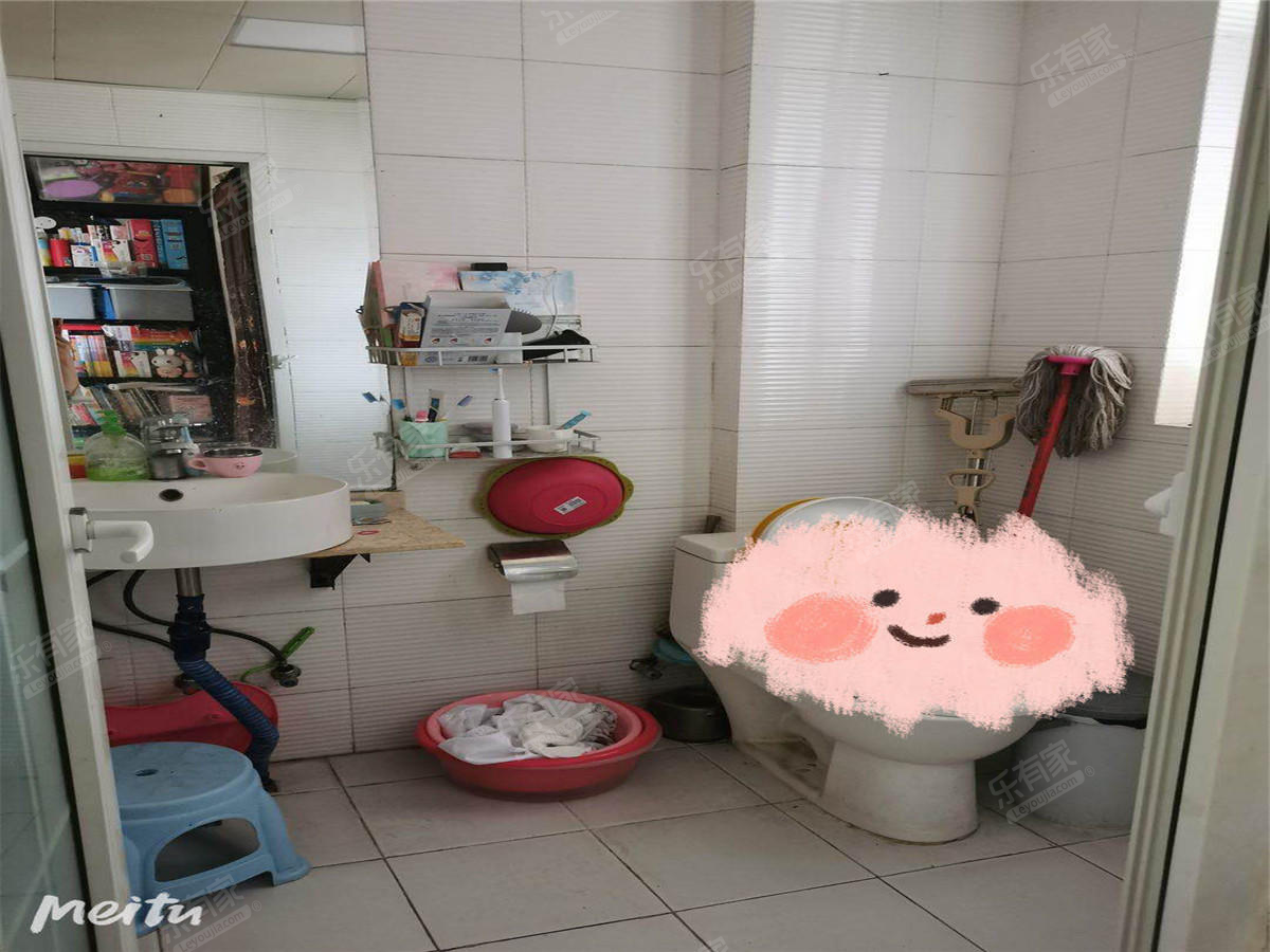 中惠沁林山庄厕所-1