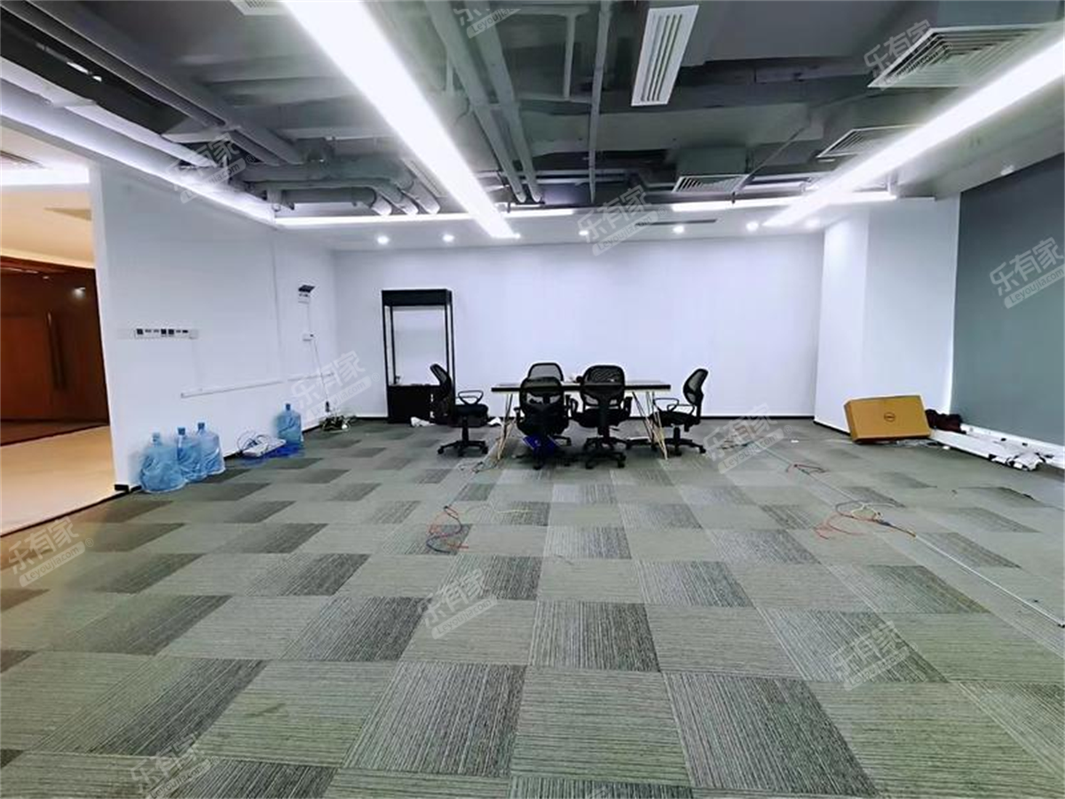 茂业时代广场南精装181m²