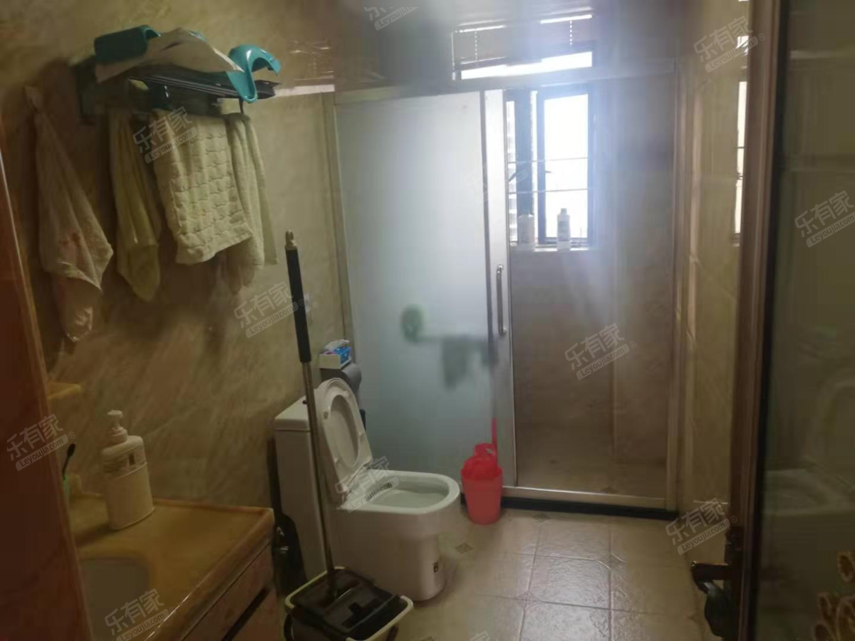 宏海蓝湾厕所-2