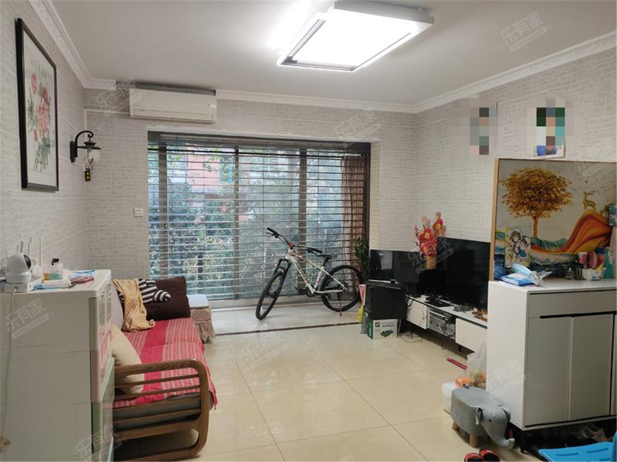 丽沙花都住家3房，业主诚心出租