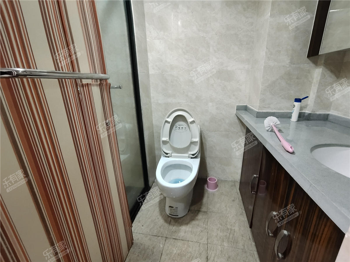 东海国际商务公馆厕所-1