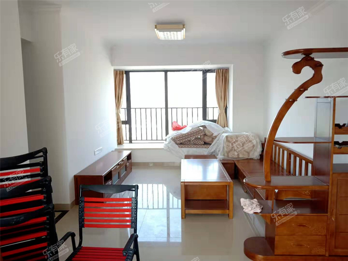 雍雅山庄中环商住小区客厅-1