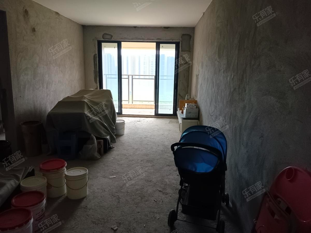 荣达丰园客厅-1