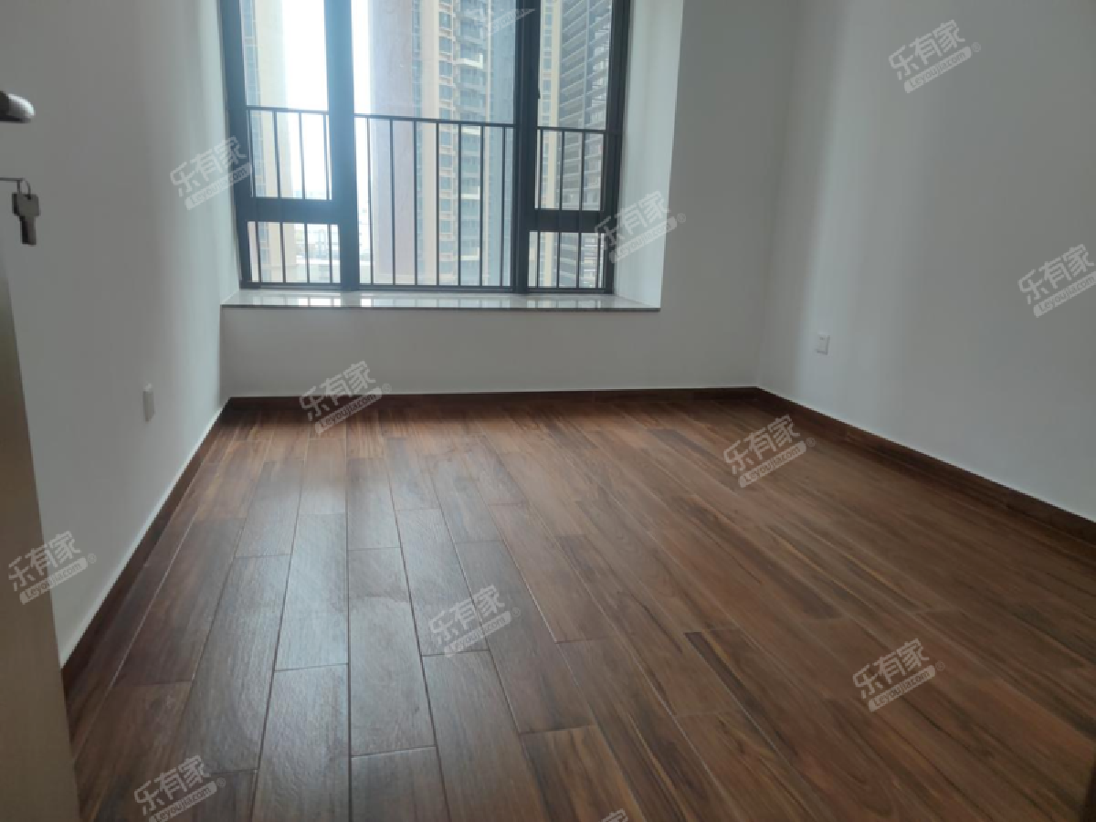 星河荣御花苑 5房2厅3卫 180.93㎡