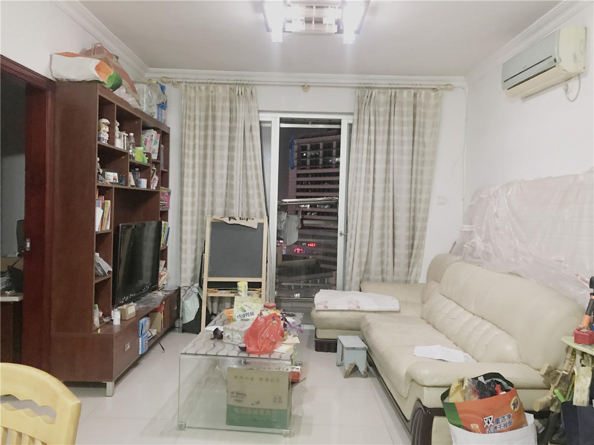 信和自由广场客厅-1