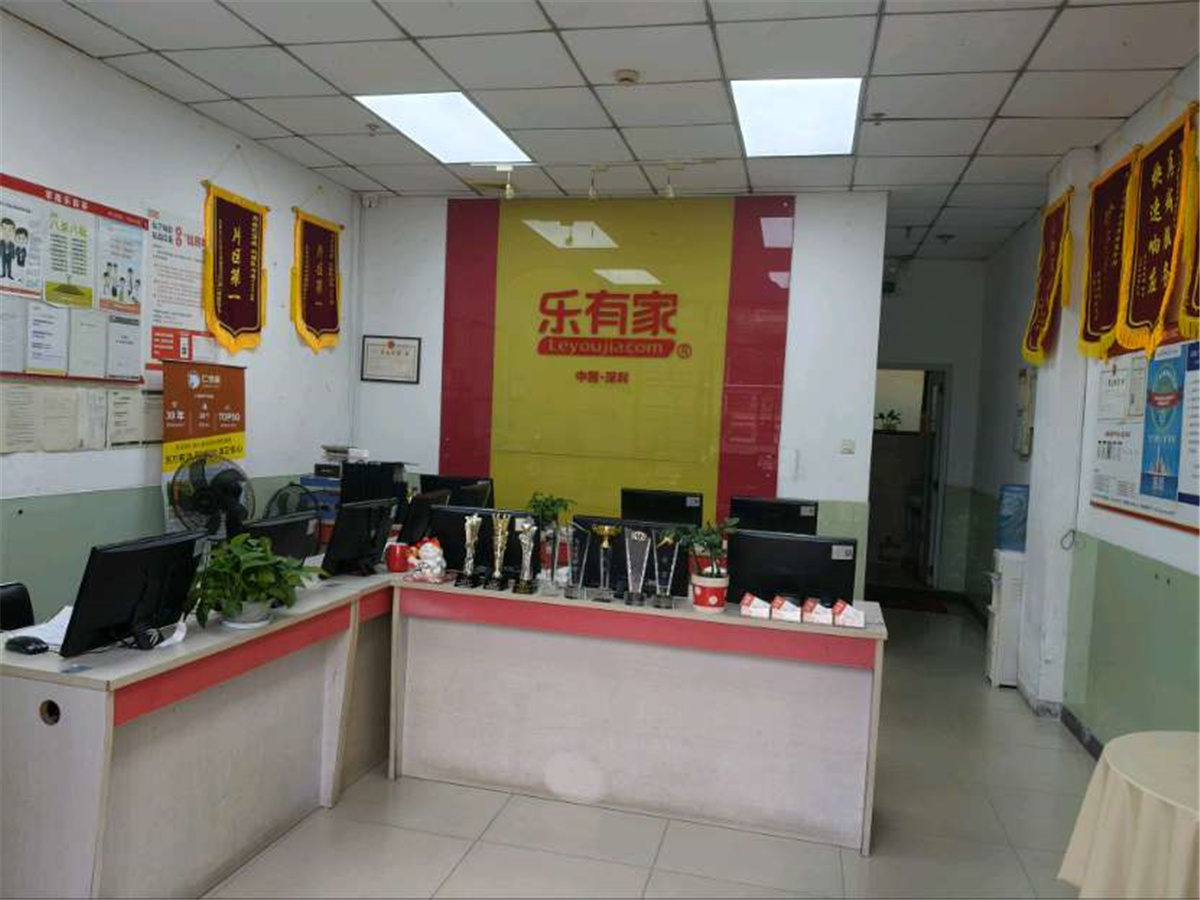 诚心出售，看房方便