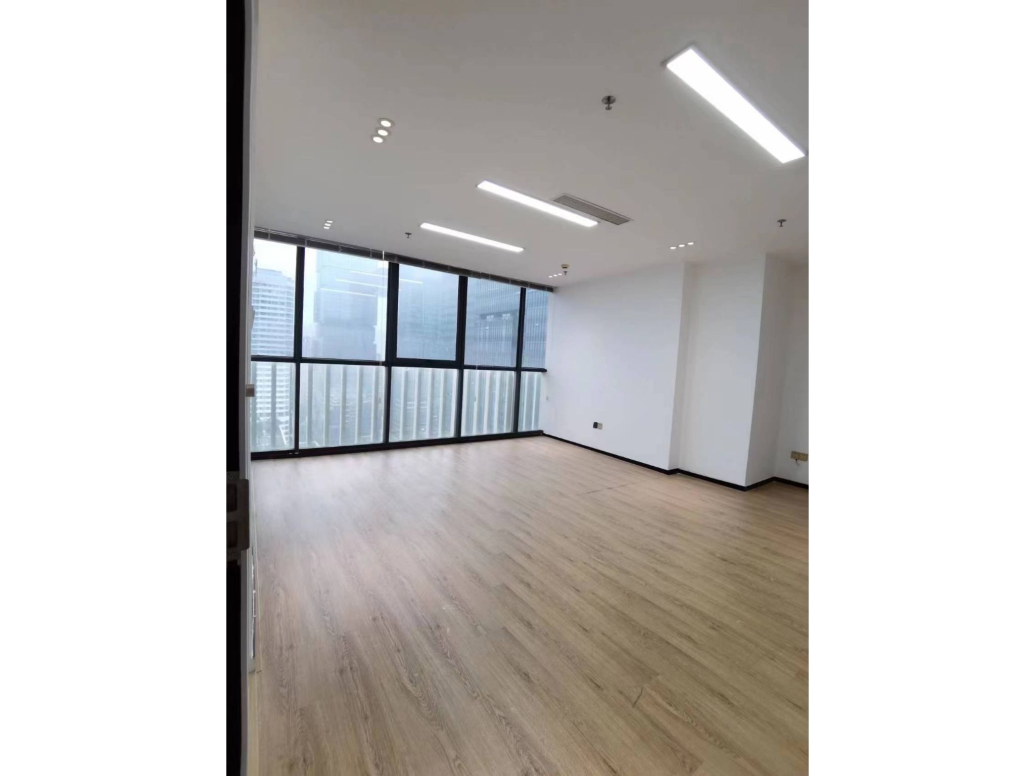 深圳湾科技生态园居室-1