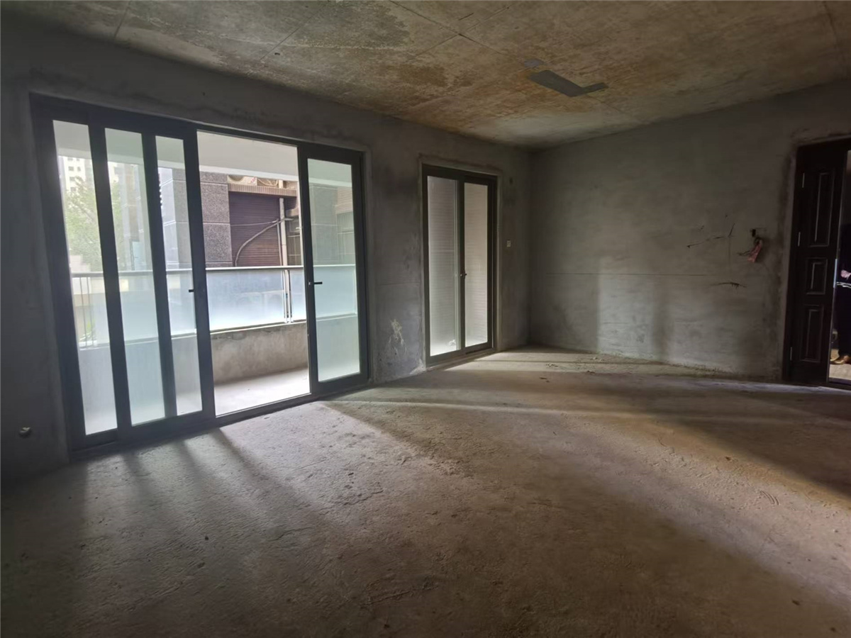 中洲中央公园三期南北毛坯4室2厅126m²-广州中洲中央公园三期二手房