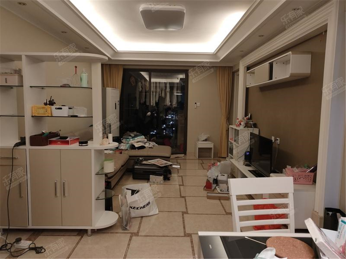 万科翡丽郡客厅-1
