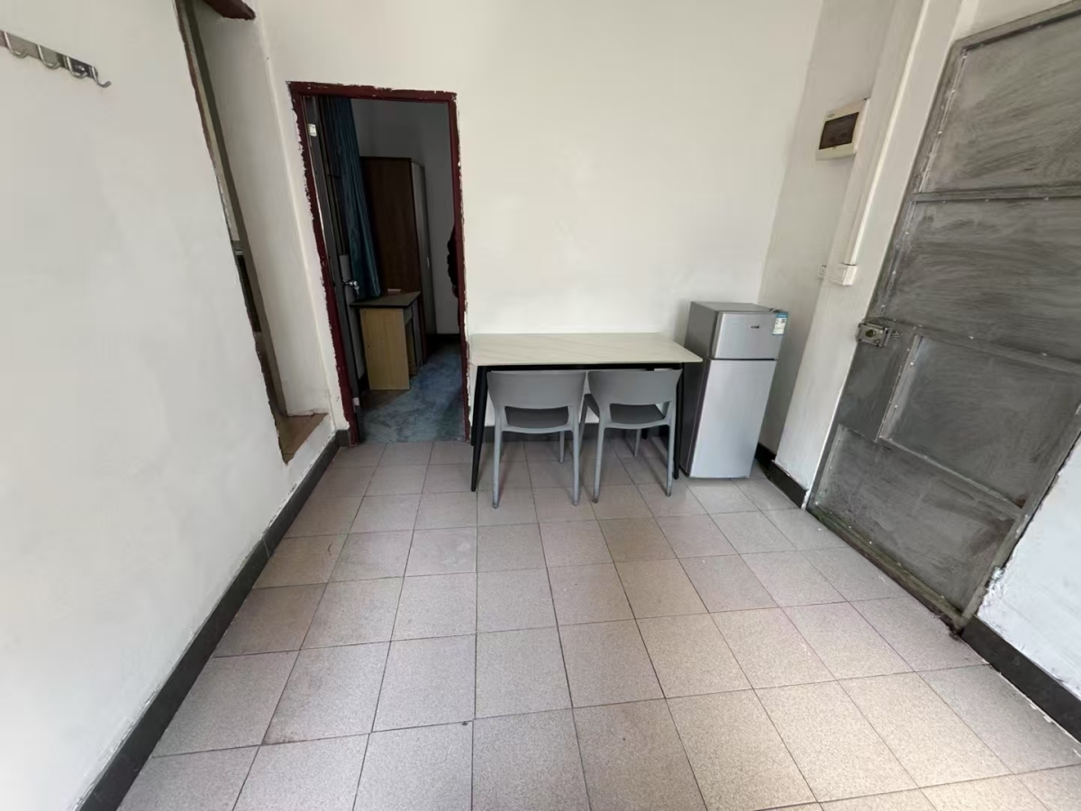新和里客厅-1