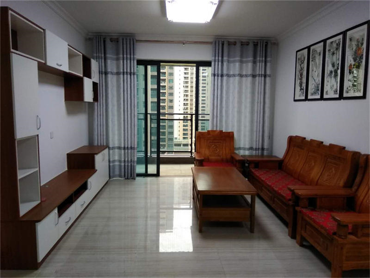 海雅君悦 3房2厅1卫 105㎡