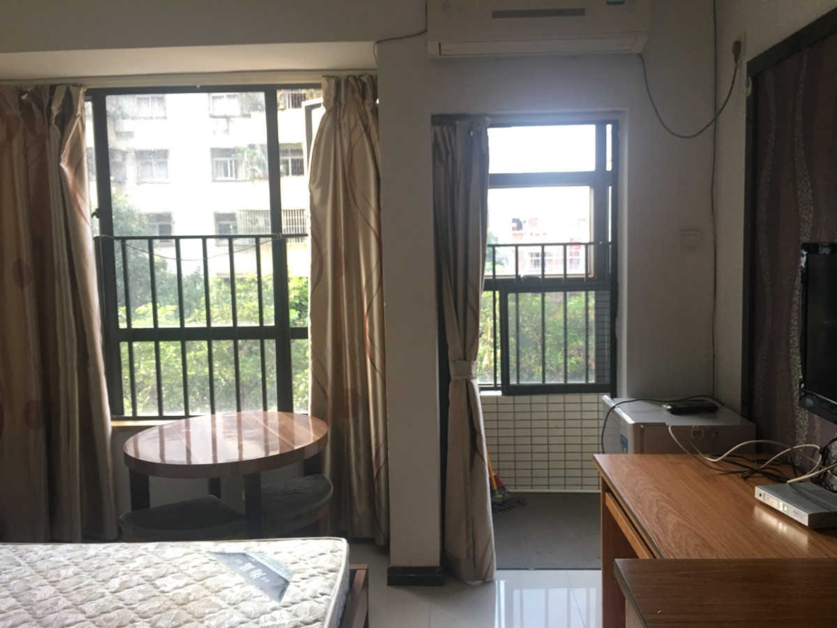 莲兴大厦居室-1