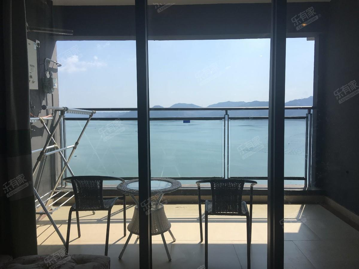 浅水湾红本在手，到海边直线距离200米，诚心出售，来电享折扣