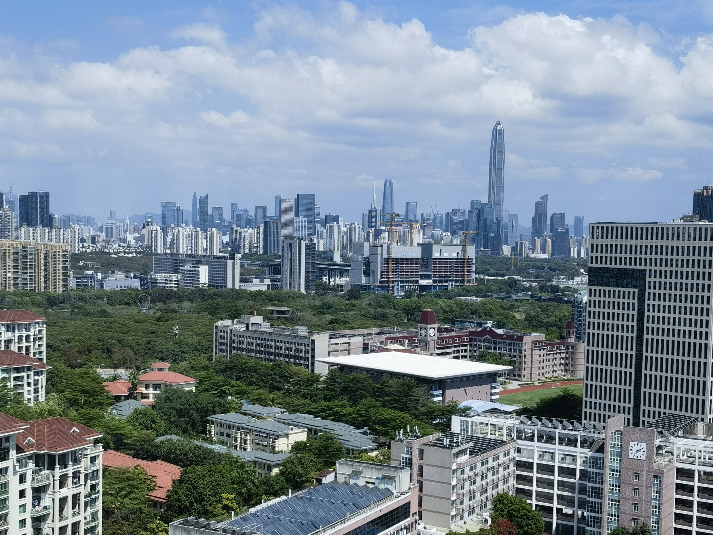 港中旅花园二期东南向3+2房，精装修，高层看公园-广州中旅国际公馆二期二手房