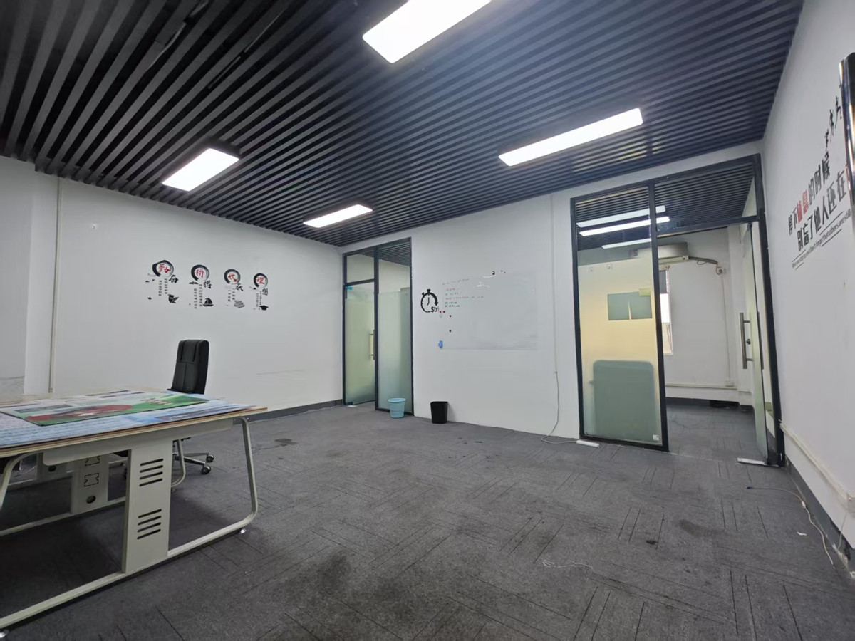 35区商住楼居室-1