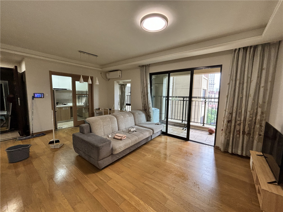 蔚蓝居 东南 普装 3室 2厅 95m²-中山卓越蔚蓝居二手房