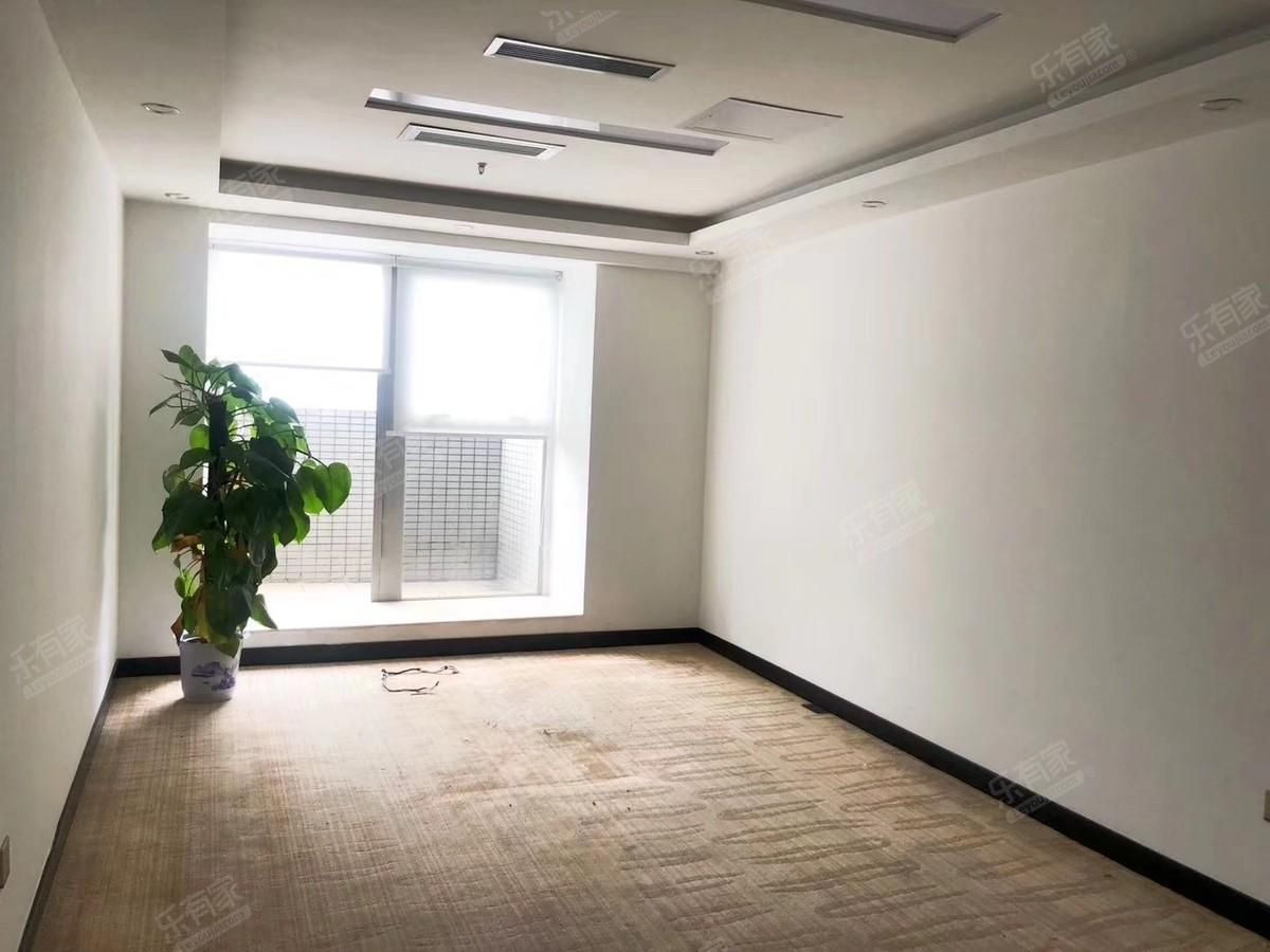 新出笋盘，深高书包可用，待拆.迁，价格优惠