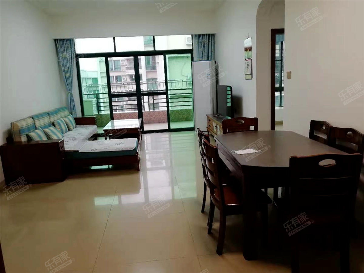 东骏花园南精装3室2厅104m²经典户型，近公园