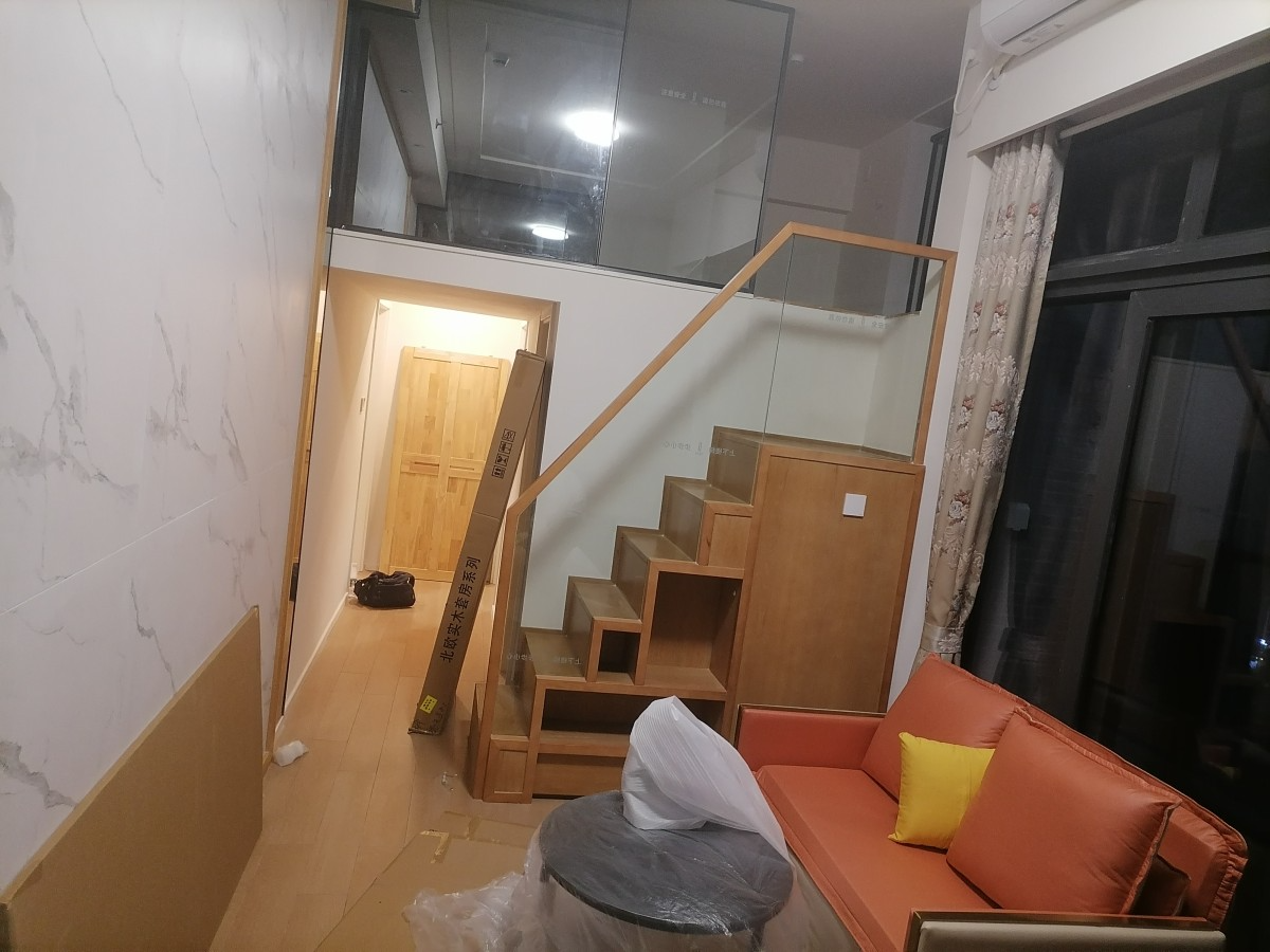 华盛珑悦客厅-1