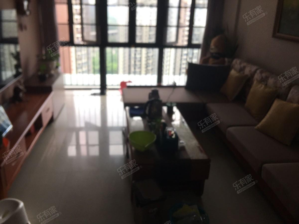 近福田2房，5站到岗厦北，高楼层景观好