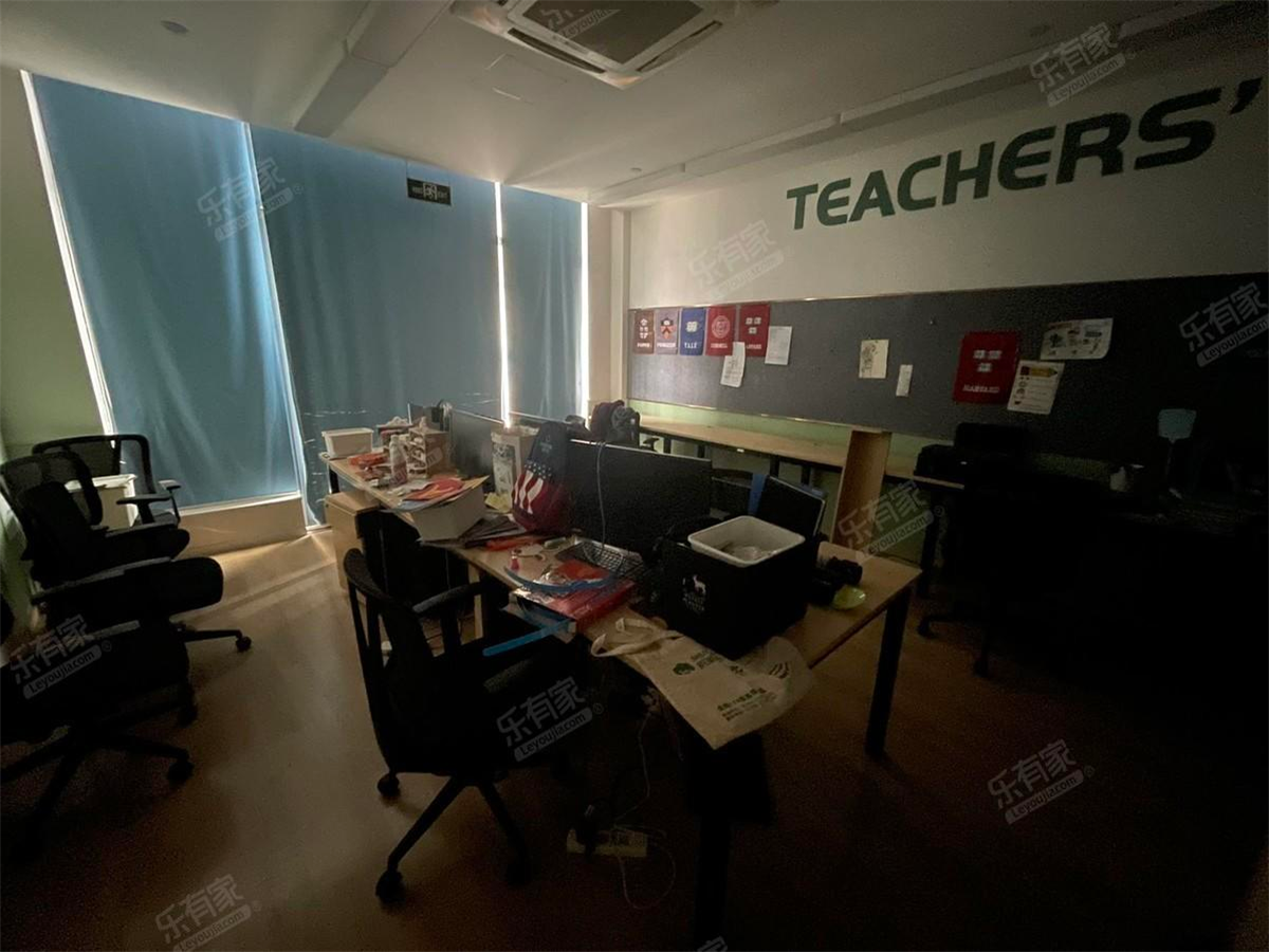 阳光里花园 商铺 67.4㎡