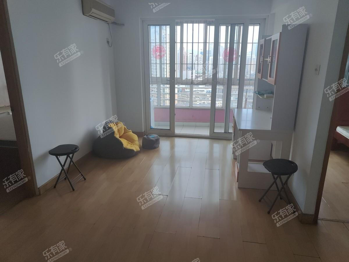 东门厅出阳台方正两房，业主诚意出租！-深圳芳邻大厦租房