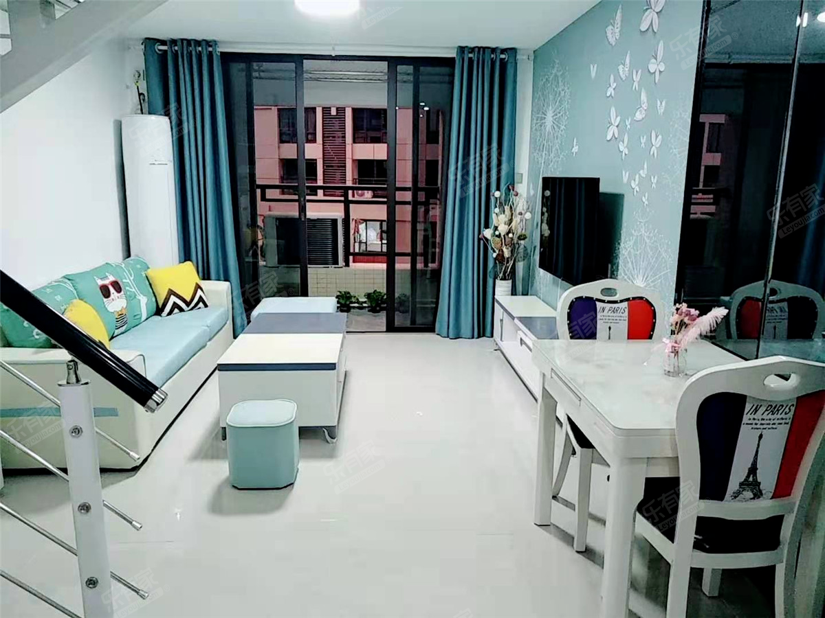 华炬珑玥公馆客厅-1