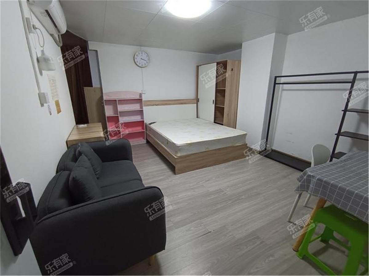 安柏丽晶客厅-1