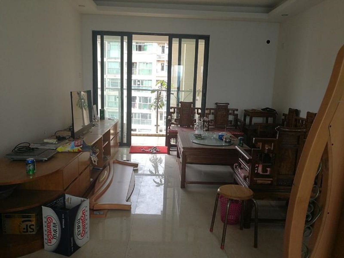 西湖林语名苑客厅-2